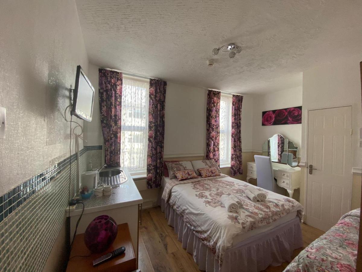 Superior Triple Room with Sea View
